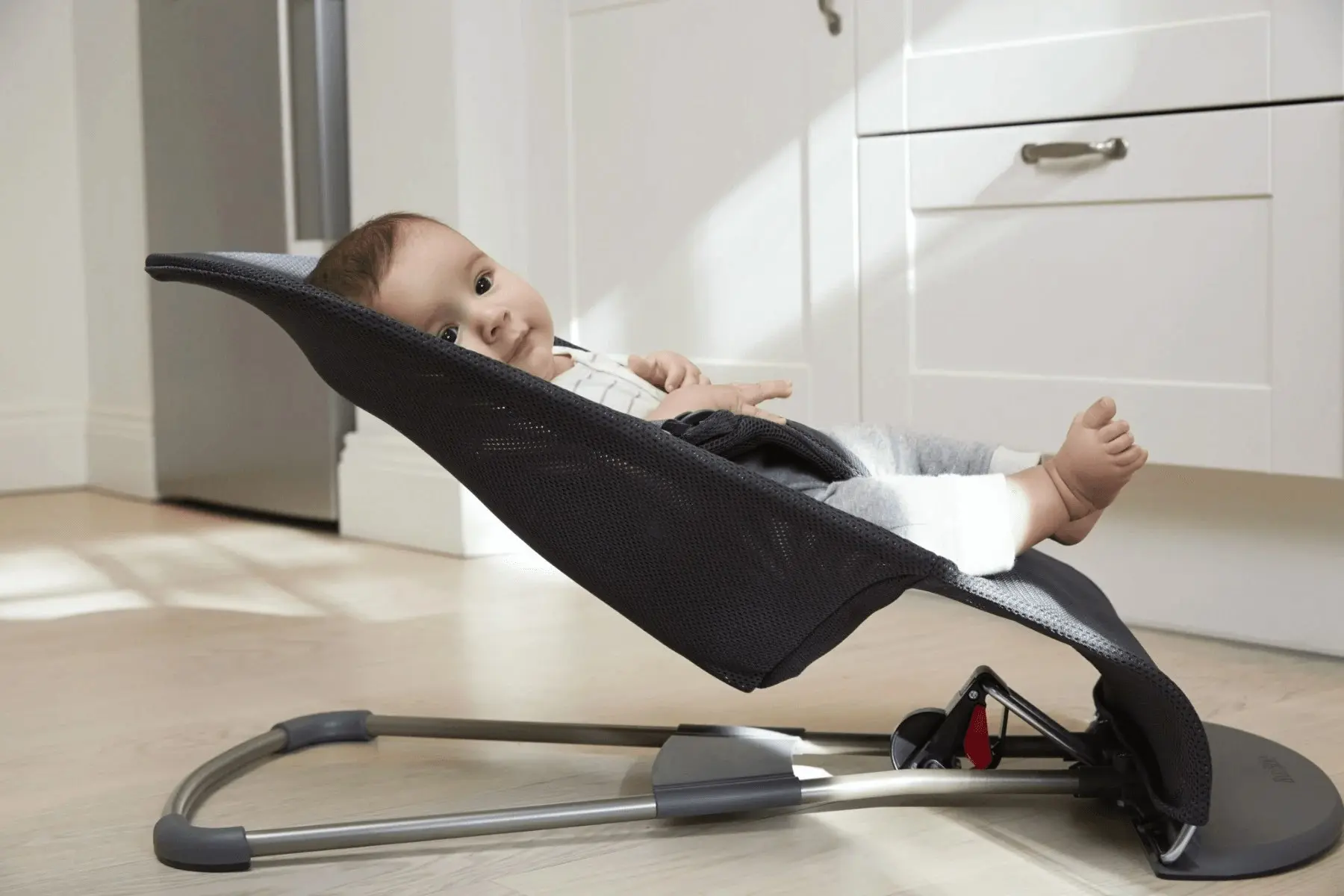 BabyBjorn Bouncer Bliss - Anthracite Mesh