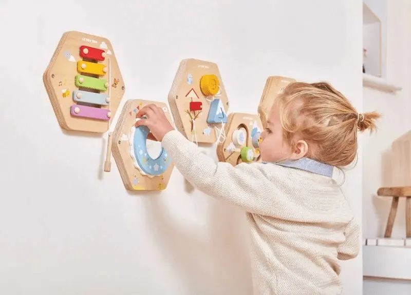 Le Toy Van Petilou Mirror Activity Tile