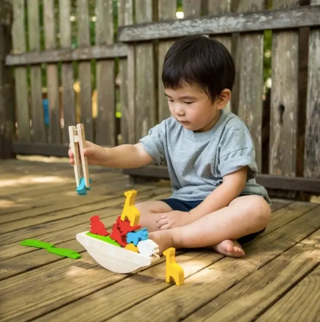 PlanToys – Balancing Boat