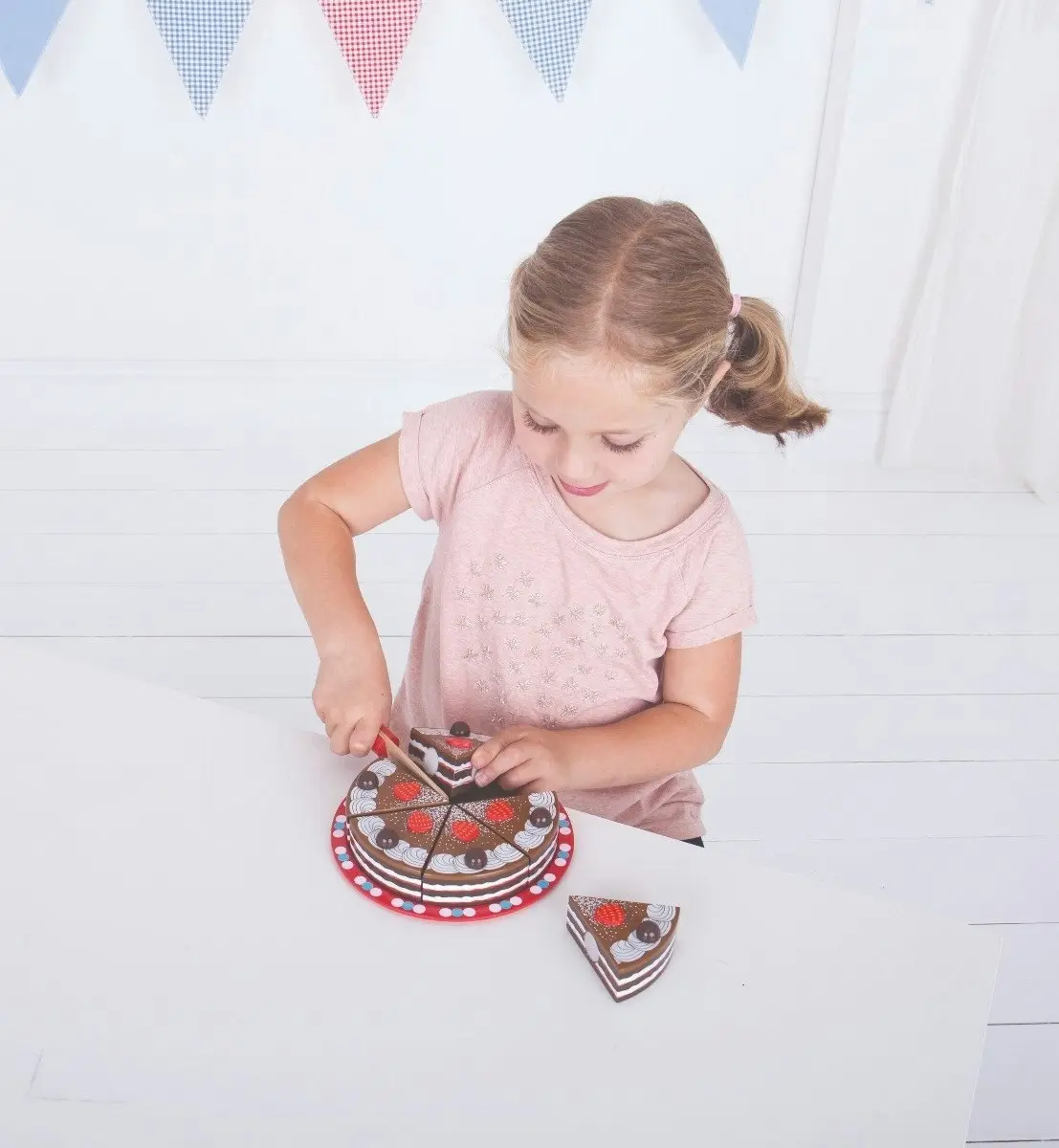 Bigjigs Toys Chocolate Cake