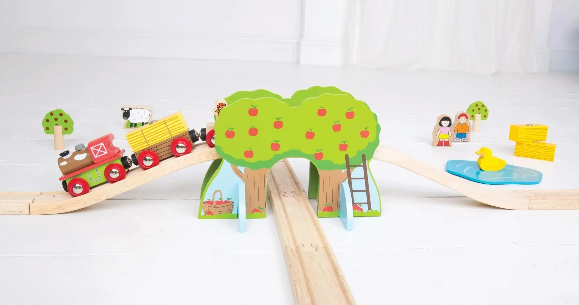 Bigjigs Rail Farm Train Set