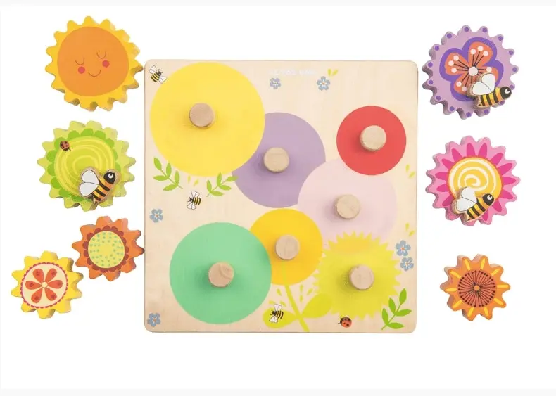 Le Toy Van Petilou Gears & Cogs Busy Bee Learning Puzzle