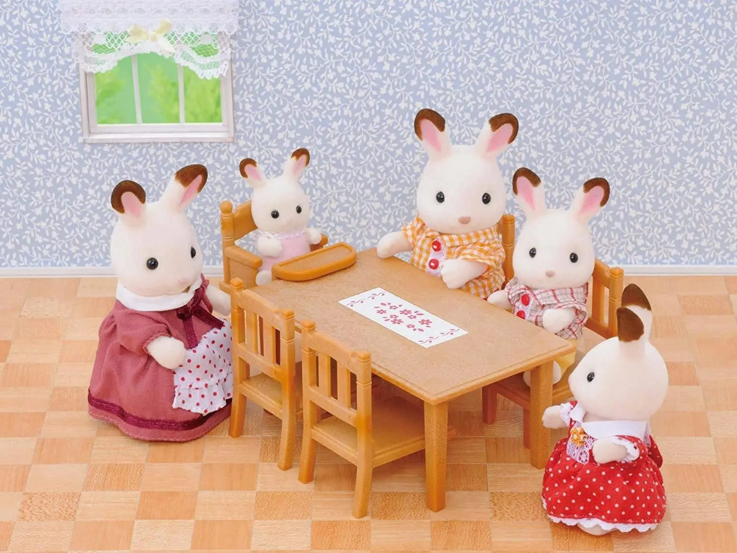 Sylvanian Families Family Table and Chairs