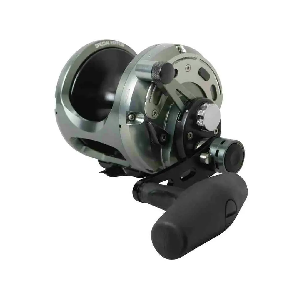 Okuma Makaira Sea Special Edition 2 Speed Lever Drag Overhead Fishing Reel