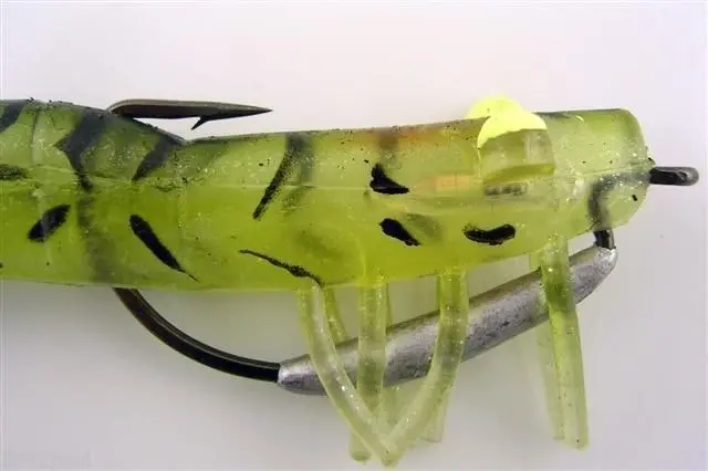 127mm Zerek Live Shrimp Pre Rigged Lumo Eyes Jointed Body Lure