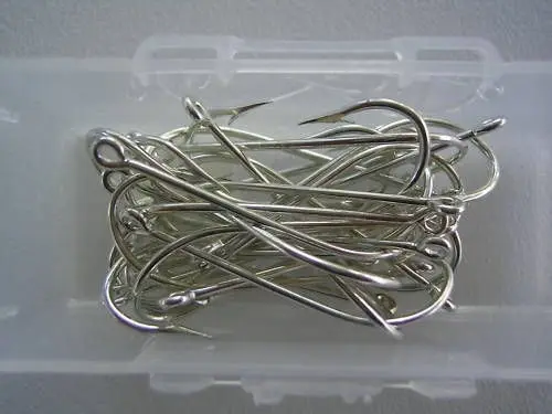 1 Box of Mustad 4200D Kirby Kendal Ringed Fishing Hooks