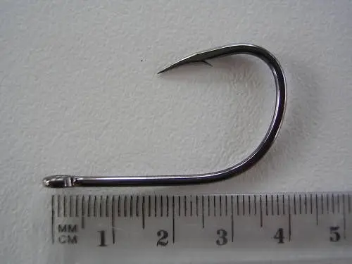 1 Box of Mustad 10829NPBLN Big Gun Kirbed Chemically Sharpened Fishing Hooks