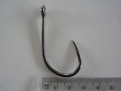 1 Box of Mustad 10829NPBLN Big Gun Kirbed Chemically Sharpened Fishing Hooks