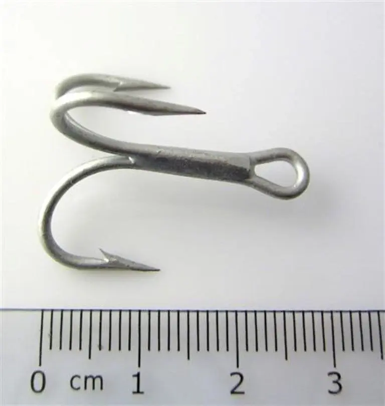 1 Box of Mustad 7794 3x Strong Short Shank Treble Durasteel Fishing Hooks