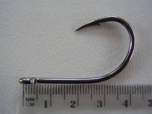 1 Packet of Mustad 10829NPBLN Big Gun Chemically Sharp Fishing Hooks