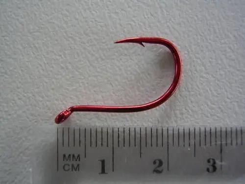 1 Packet of Mustad 92554NPNR Big Red Chemically Sharp Fishing Hooks