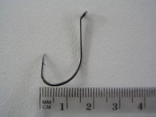 1 Packet of Mustad 92604NPBLN Penetrator Chemically Sharp Fishing Hooks