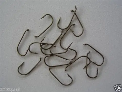 1 Packet of Surecatch French Bronzed Fishing Hooks