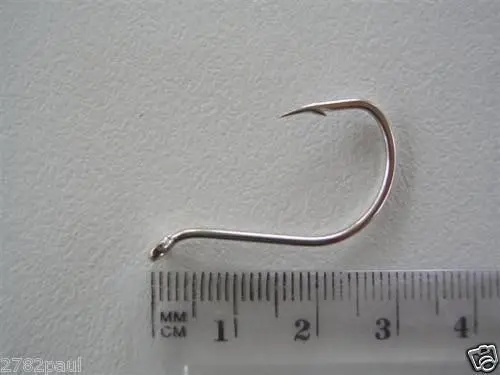 1 Packet of Surecatch Suicide Nickel Fishing Hooks