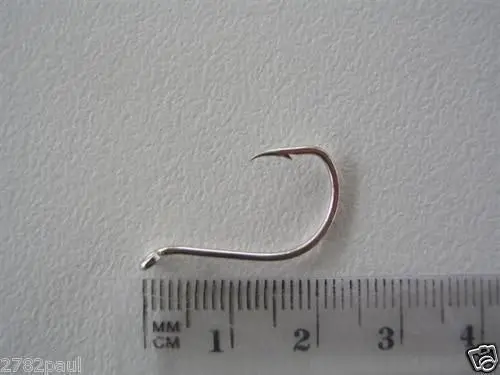 1 Packet of Surecatch Suicide Nickel Fishing Hooks