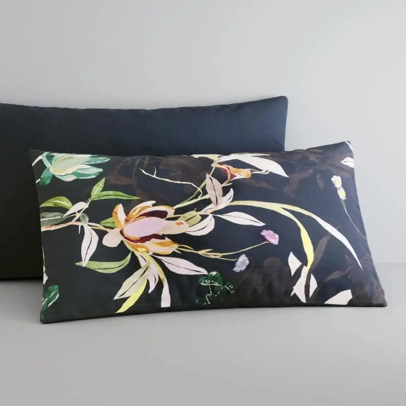 Sheridan Bellfleur Standard Pillowcase Pair