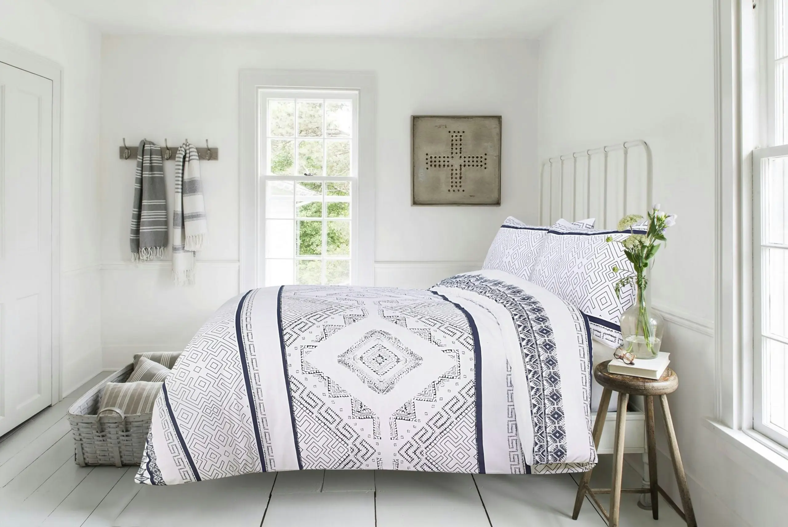 Amsons New Hampton Quilt Cover Set - White Blue