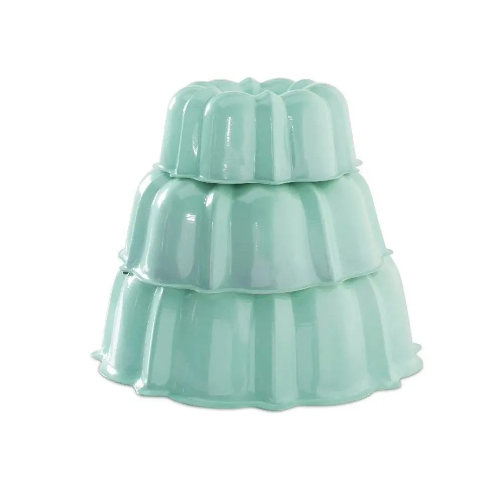 Nordic Ware Aluminium 3 Tier Bundt Pan Set