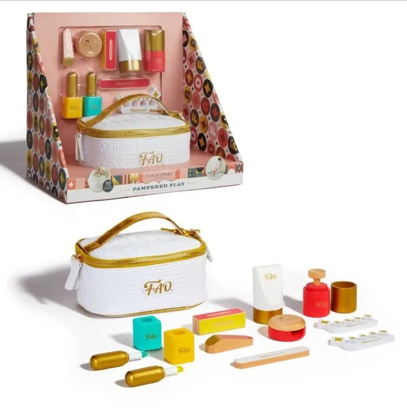 FAO Schwarz Wood Beauty Bag