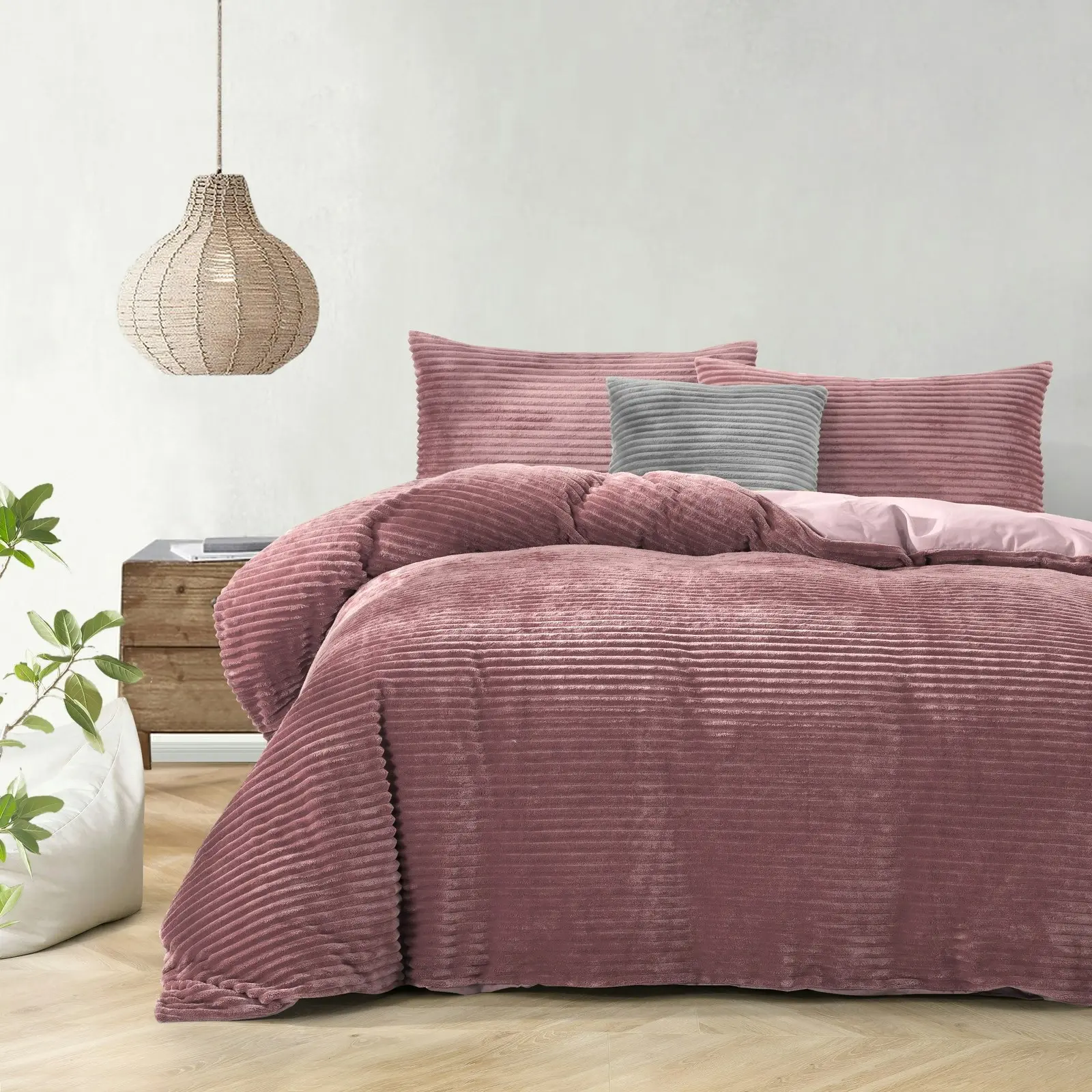 Dreamaker Embossed Teddy Fleece Quilt Cover Set Blush Single Bed