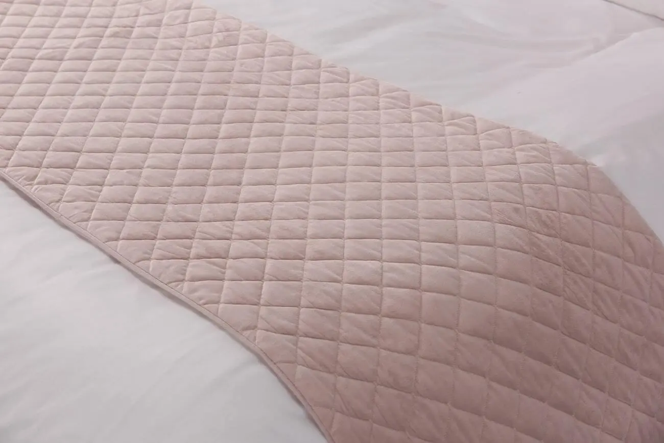 Gregory Quilted Bedrunner - Soft Pink