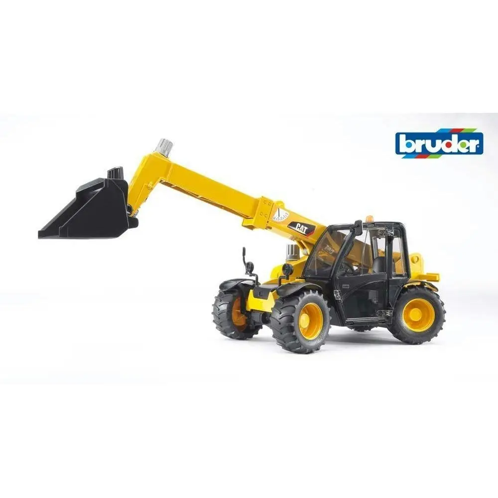 Bruder - Caterpillar Telehandler  1:16 Scale