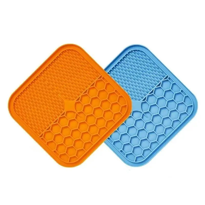 Silicone Pet Feeding Mat Slow Food Pads Dog Licking Pad Dispenser Plate 15*15*1cm