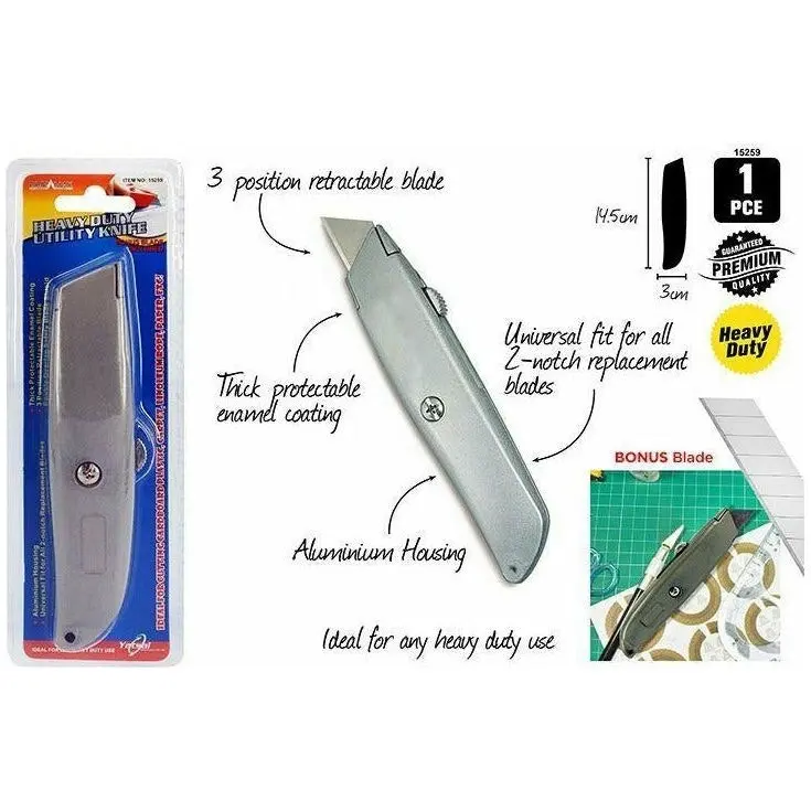 Heavy Duty Utility Knife with Blade