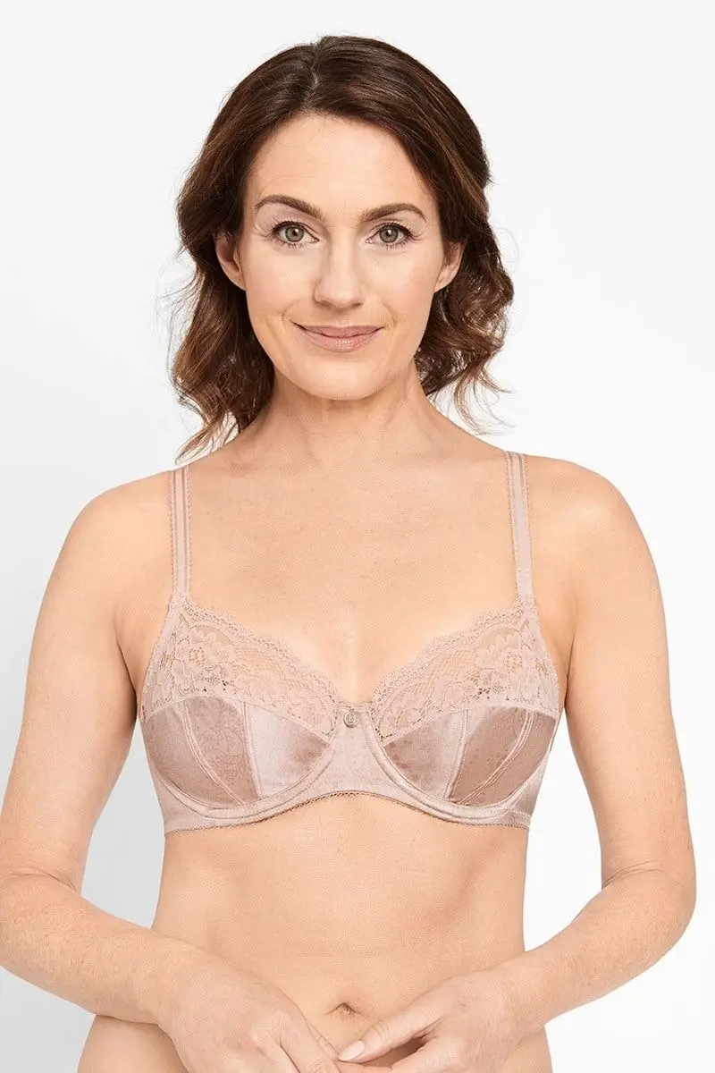 4 x Berlei Classic Lace Non-Contour Underwire Bra Nude