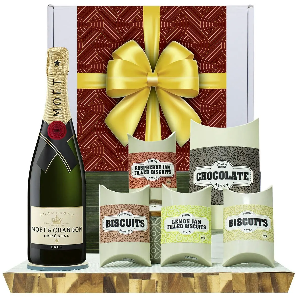 20661A Gourmet Hamper with Moet & Chandon