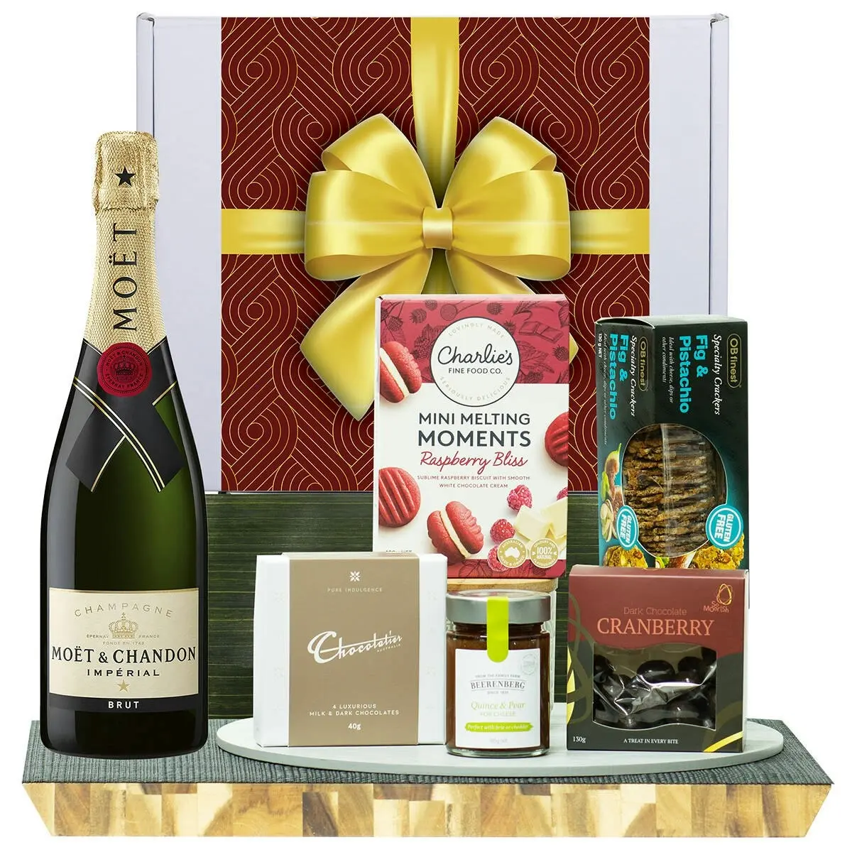 22061A Gourmet Hamper with Moet & Chandon