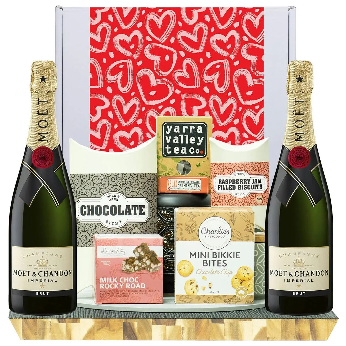 22661L Gourmet Hamper with Moet & Chandon