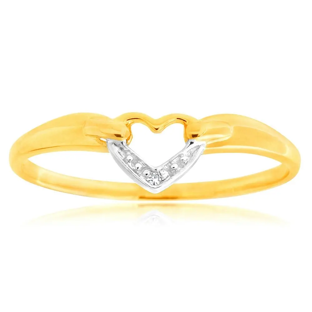 9ct Yellow Gold Diamond Heart Ring with 1 Brilliant Cut Diamond