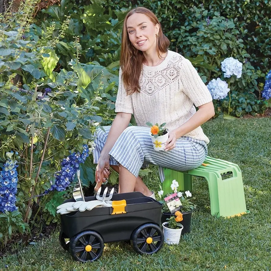 Roll & Kneel Garden Stool