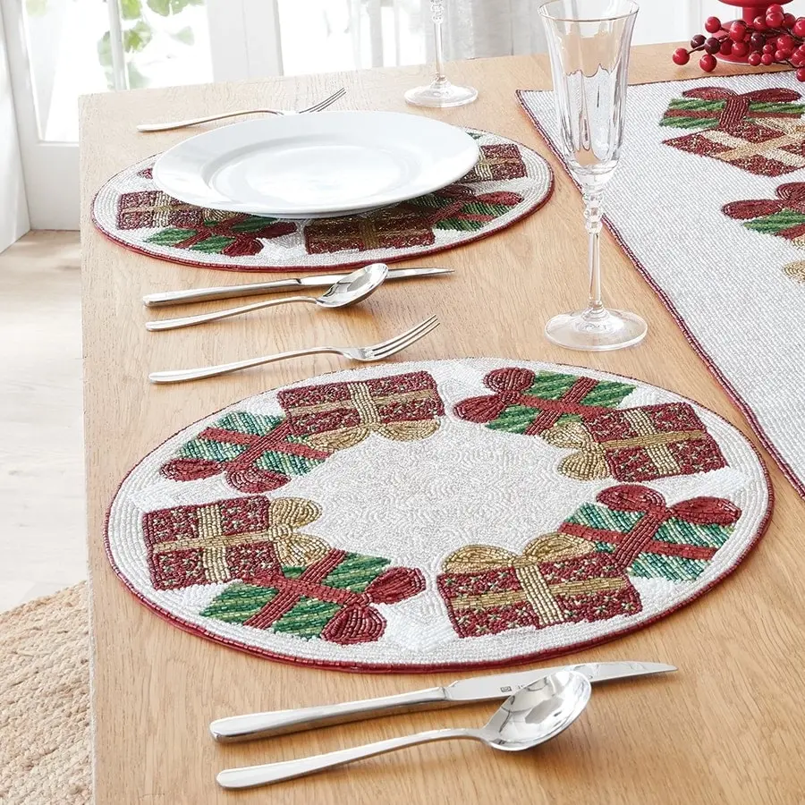 Beaded Placemat Xmas