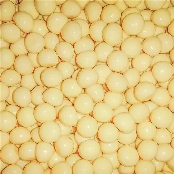 400g White Chocolate Raspberries