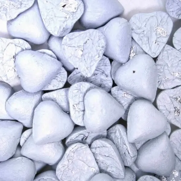 White Milk Chocolate Hearts 500g (approx. 70 pieces)